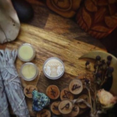 Nanna (Solid Perfume)