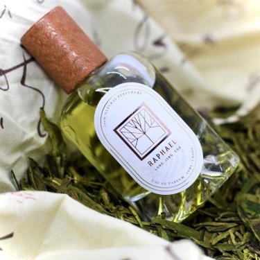 Long-Jing Cha (龍井茶)