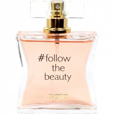 Joanna Krupa: #follow the beauty